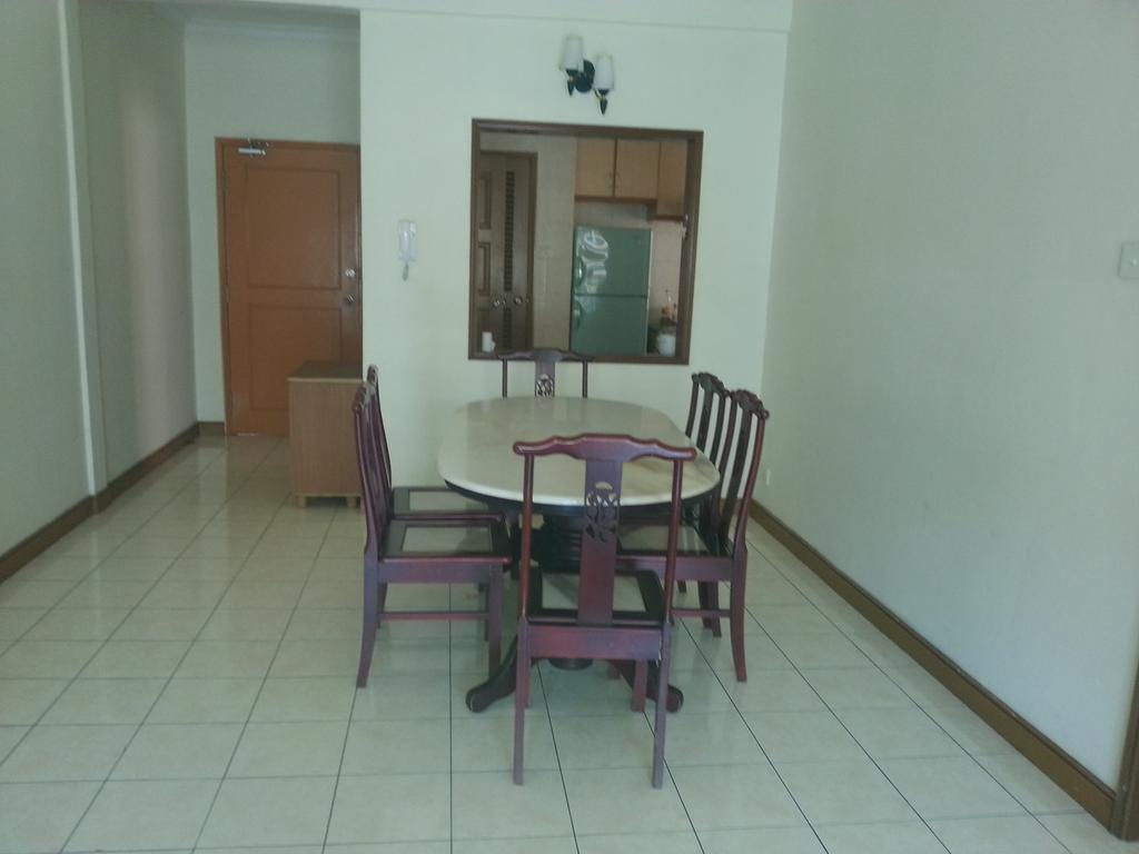 Homestay Marina Court Κότα Κιναμπαλού Δωμάτιο φωτογραφία
