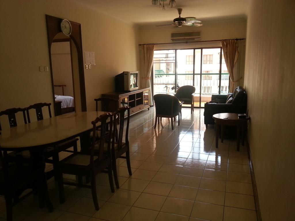 Homestay Marina Court Κότα Κιναμπαλού Δωμάτιο φωτογραφία